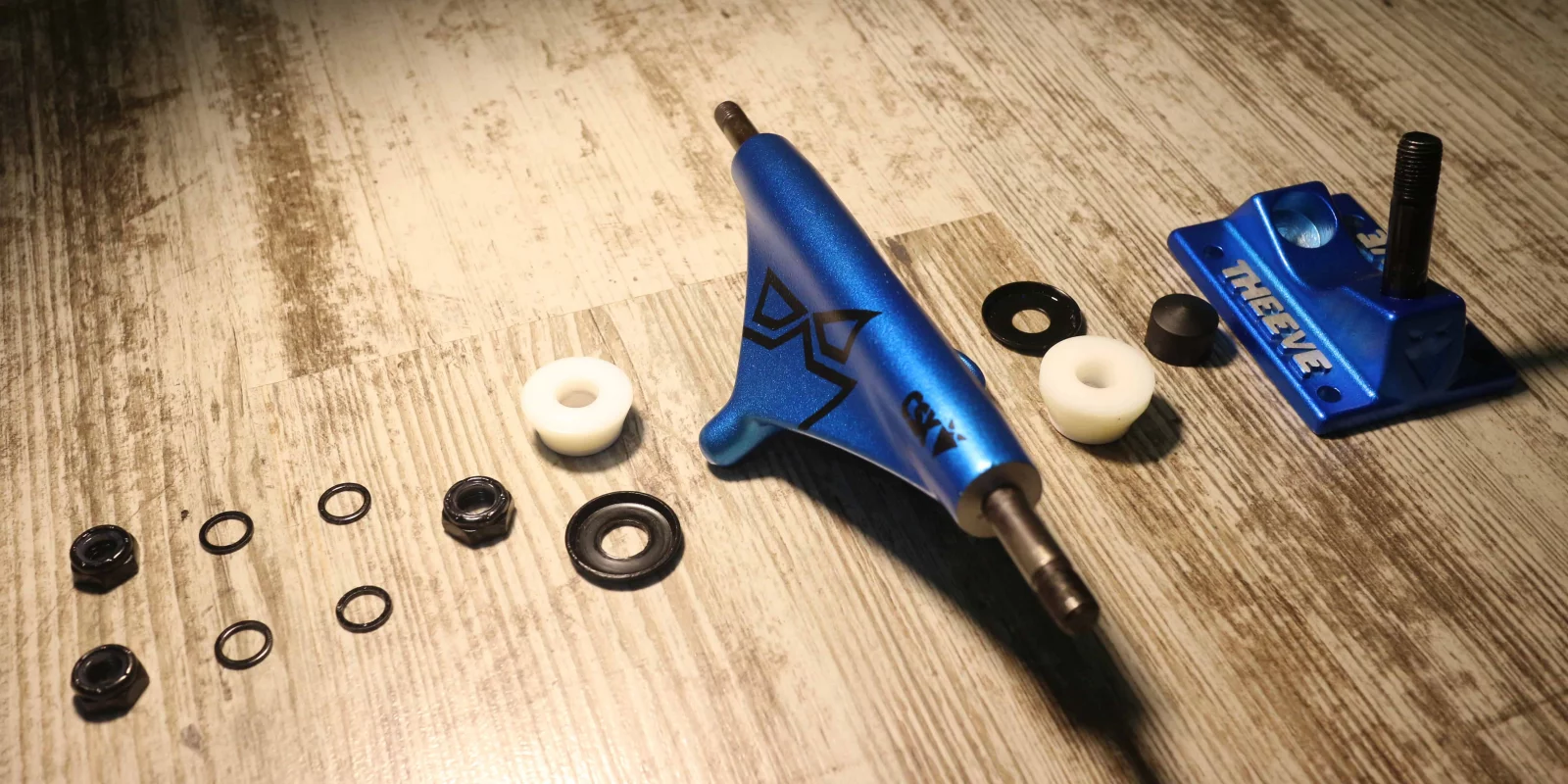 theeve trucks