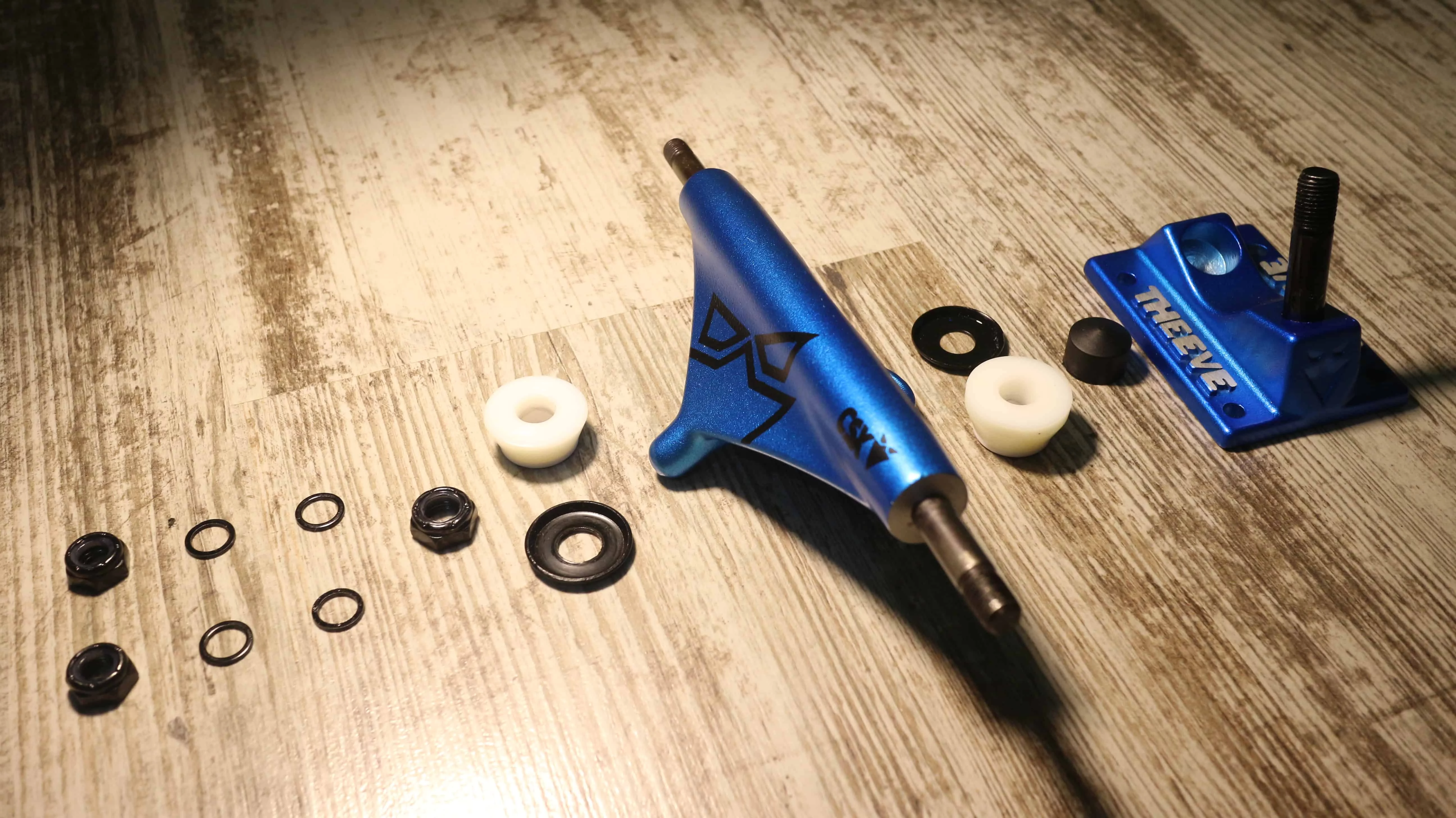 theeve trucks
